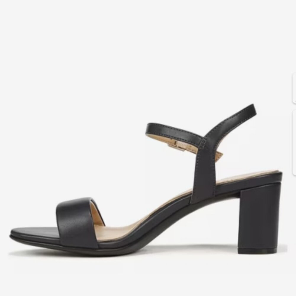 Naturalizer. Black Strap Bristol Sandals
